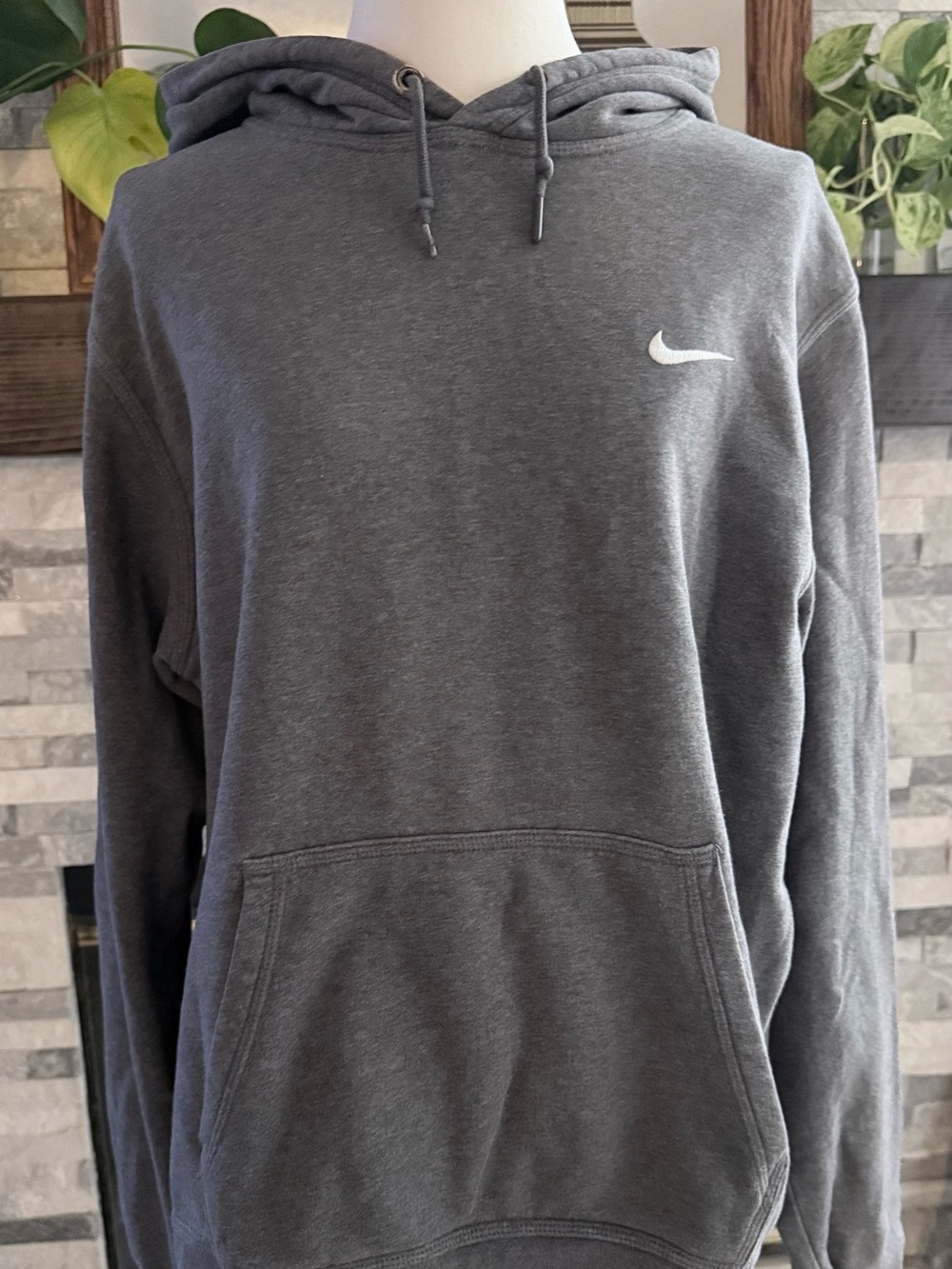 Nike Gray Pullover Hoodie with White Swoosh Men’s Large